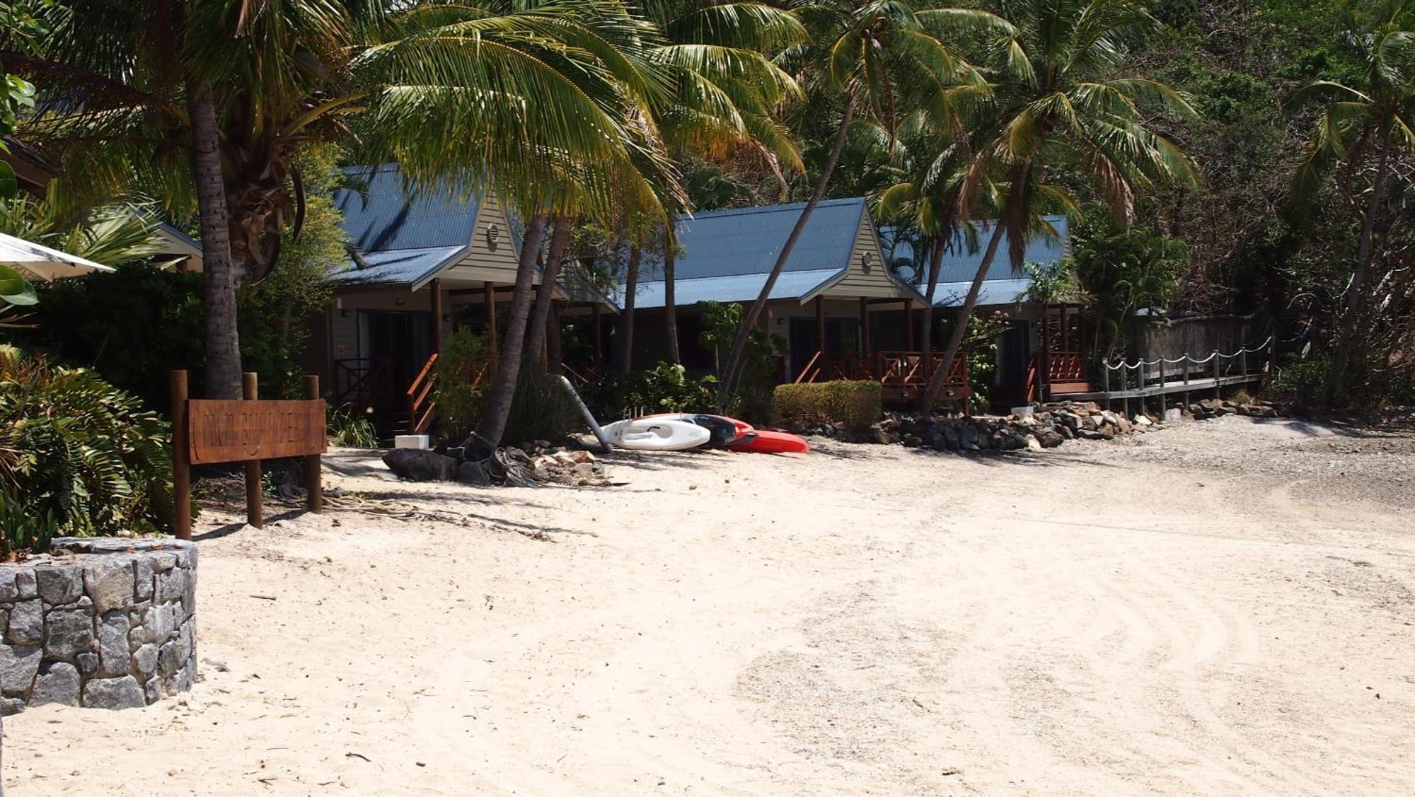 Palm Bay Resort Long Island Exterior foto
